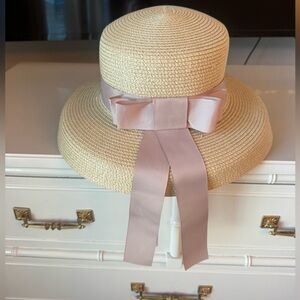 Elegant Cream Straw Hat with Dusty Pink Ribbon